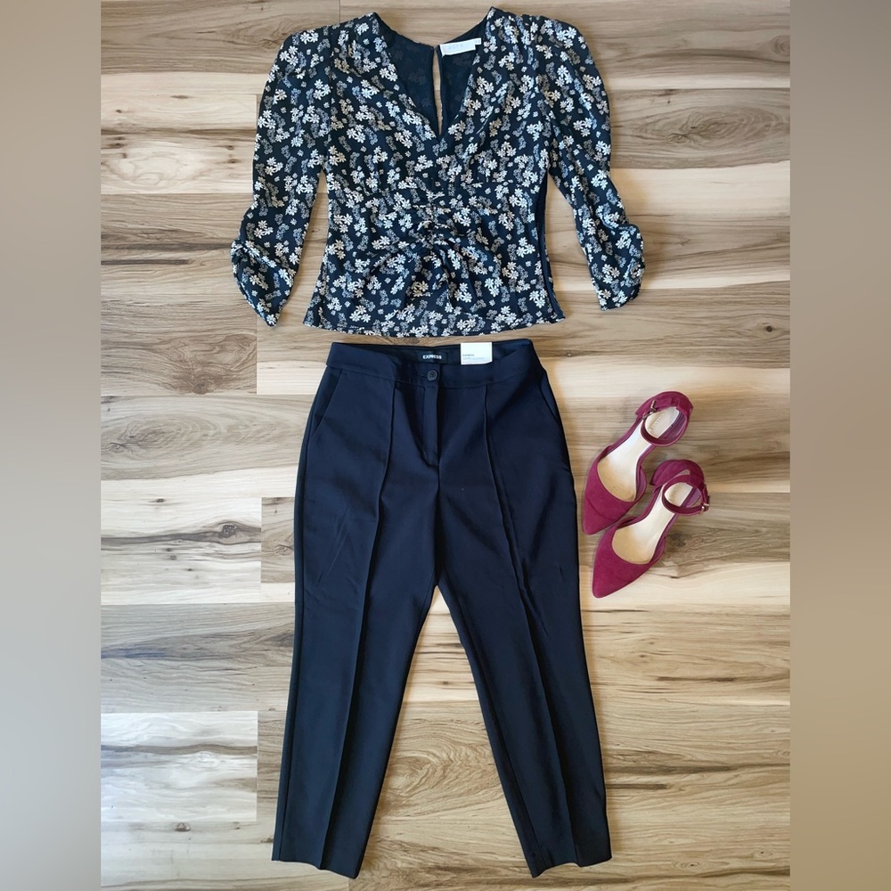 Express, size 8 petite, high rise, ankle length, black pants